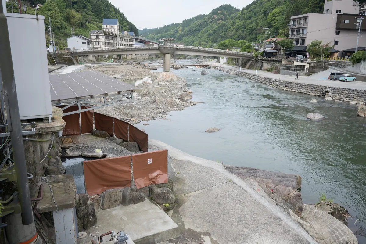 日帰り温泉 天ヶ瀬温泉 共同露天風呂 薬師湯