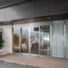 玄関前