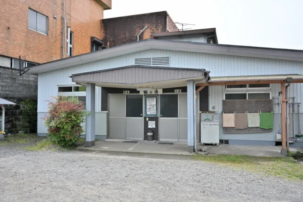 鶴の湯