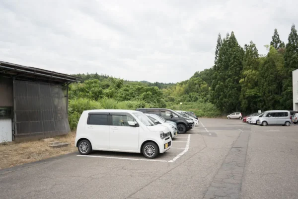 花の湯館 駐車場