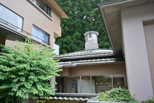 花山温泉 温湯山荘
