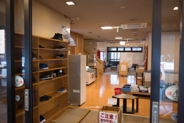玄関、下駄箱、フロントエリア