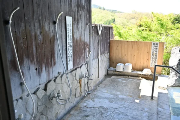 洗い場、シャワー