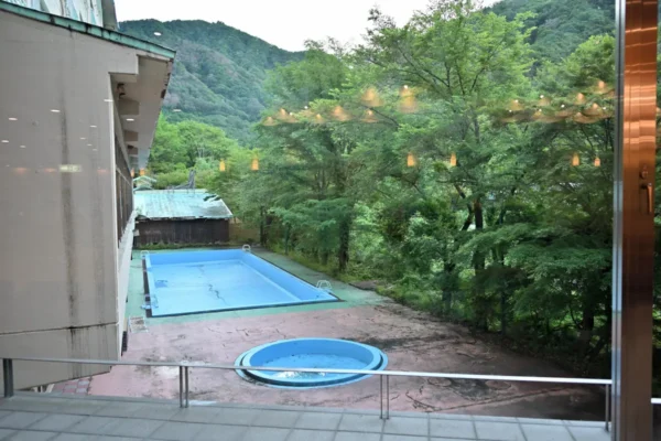 ホテル湯の陣