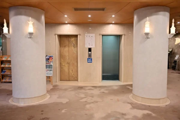 ホテル湯の陣