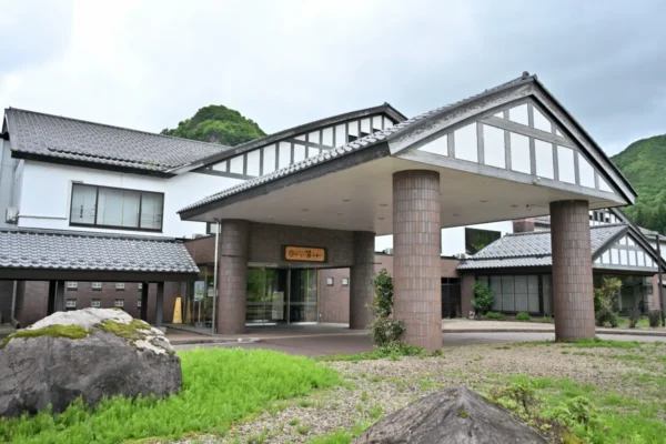八木ケ鼻温泉 いい湯らてい