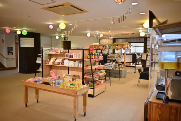 フロントエリア 売店・お土産