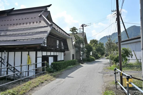 前の道路