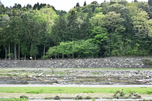 三徳川