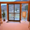 穴観音参道入口