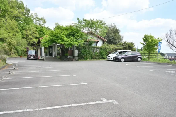 関平温泉 駐車場