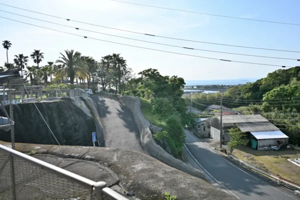 高台、鹿児島湾