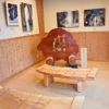 玄関脇の休憩所