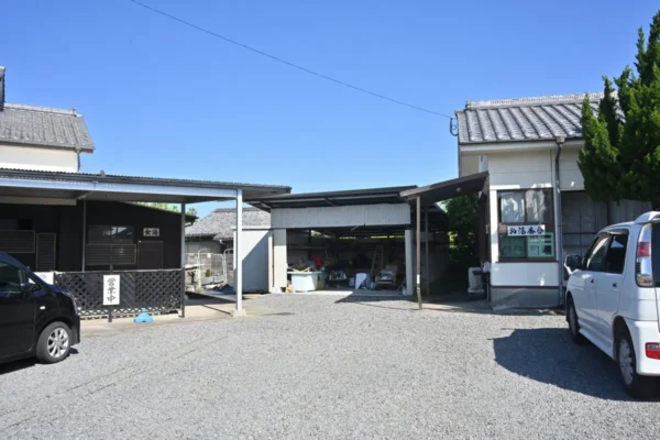 東郷温泉 外観・駐車場