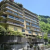 杖立渓流の宿 大自然 川沿い外観