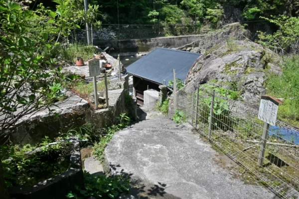 上から通路