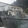 米澤屋、川