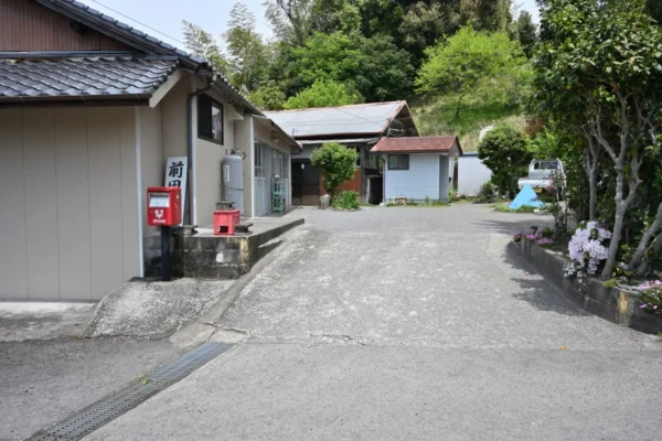 吉松温泉郷 前田温泉、駐車場
