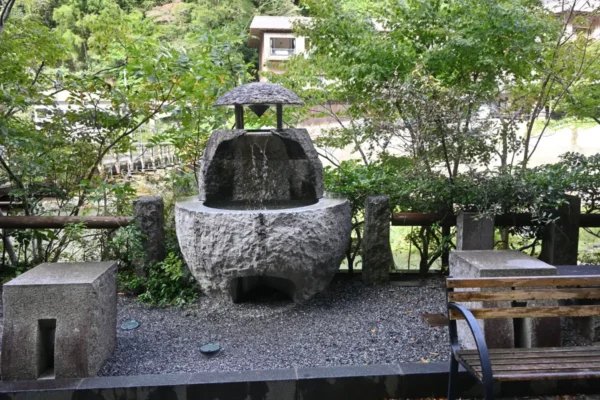 湯原温泉 砂湯 長寿の湯