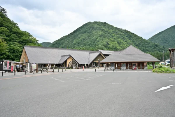 湯西川 水の郷