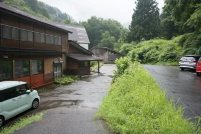  湯之谷温泉郷 駒の湯山荘