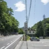 側道、駐車場