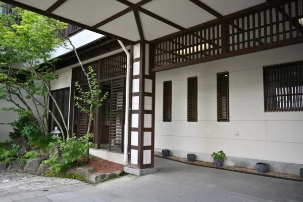 越後湯沢温泉 御湯宿 中屋